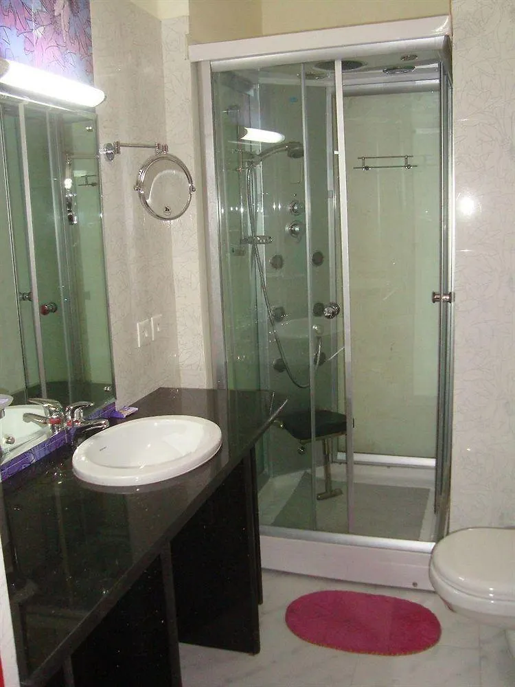 Ray Of Maya Agra  Hotel